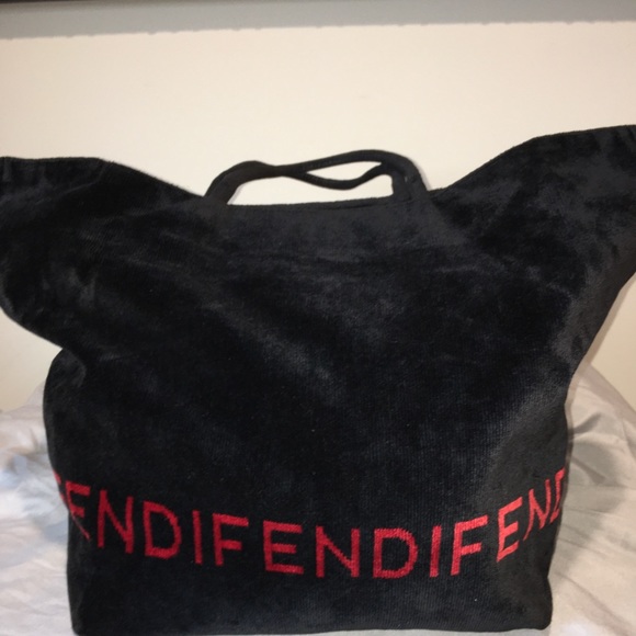 Fendi tote - Picture 2 of 10